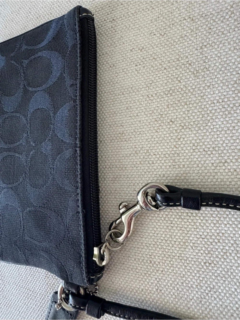 Coach Black Signature Canvas Zip Wristlet And Leather Stripe Women Clutch Wallet